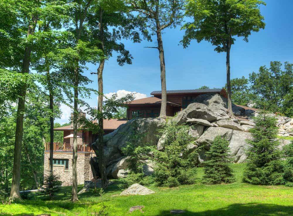 BILL-GATES’-MIRCROSOFT-MANSION