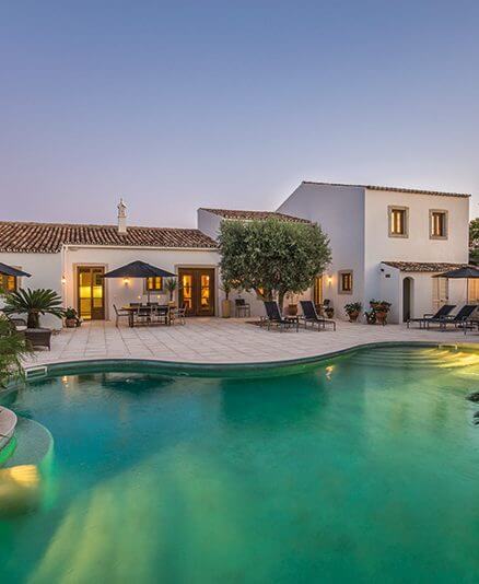 Charming, traditional Four-Bedroom Villa