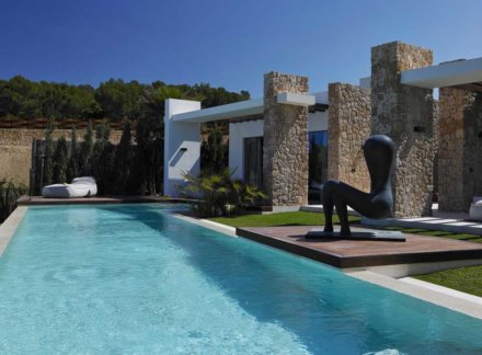 TOP FOUR PLACES TO RENT IN IBIZA