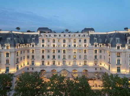 香港半岛酒店（The Peninsula Hotel）：时光在锦梁绮阁中倒流