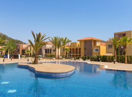 La Manga Resort Offers Buyers Guaranteed Returns