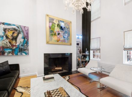 BECOME NEIGHBOURS WITH CARRIE BRADSHAW IN THIS MANHATTAN TOWNHOUSE