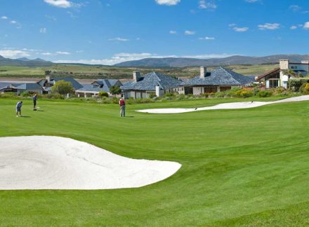 ENRICH YOUR MIND AND BODY AT SOUTH AFRICA’S TOP GOLFING SPOT