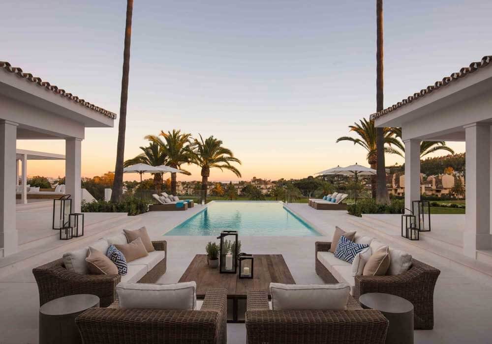 Real-estate-experts-signal-towards-sales-on-the-Costa-del-Sol