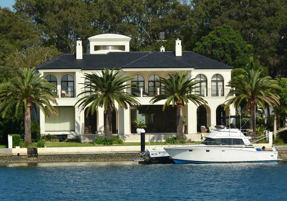 AUSTRALIA-SAFEST-COUNTRY-FOR-INV