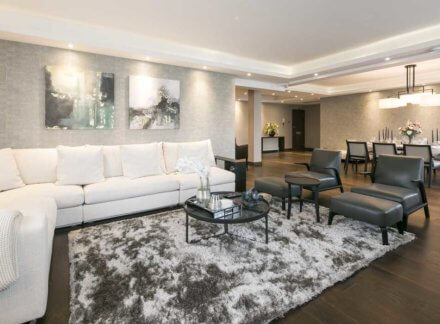 BEAUTIFUL GEORGE STREET APARTMENT OFFERS CONTEMPORARY Living