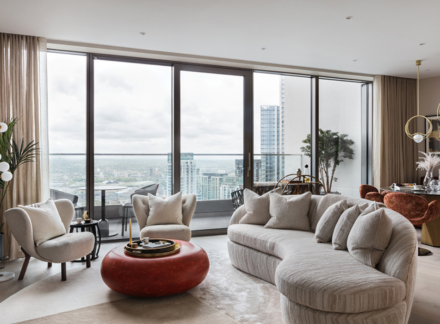 Property Of The Week – Penthouse At 10 Park Drive