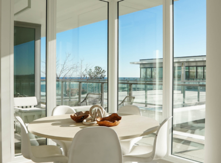 Chic Shore
