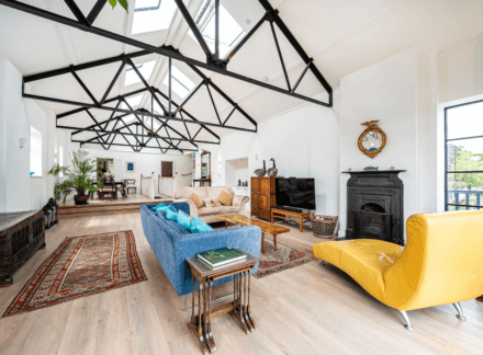 Ferry House With A Twist