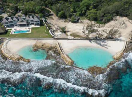 Crafting Paradise: A Rocky Shoreline Transforms for a Luxury Beachfront Villa in Ocho Rios, Jamaica