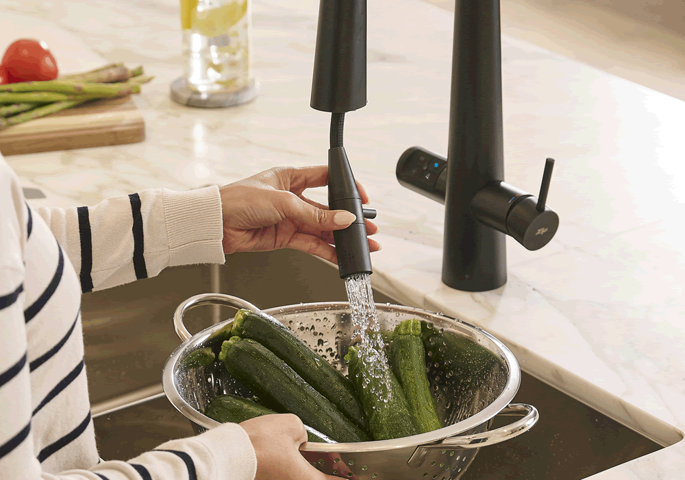 HydroTap Celsius Plus All-in-One Pull-Out Zip Water