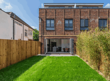 Property Of The Week: Scarlett Oaks