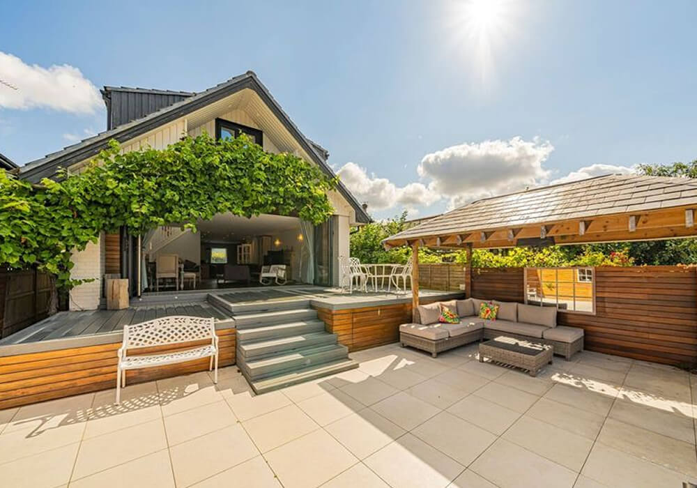 King Henry VIII Waterside Home On Thames Ditton Island