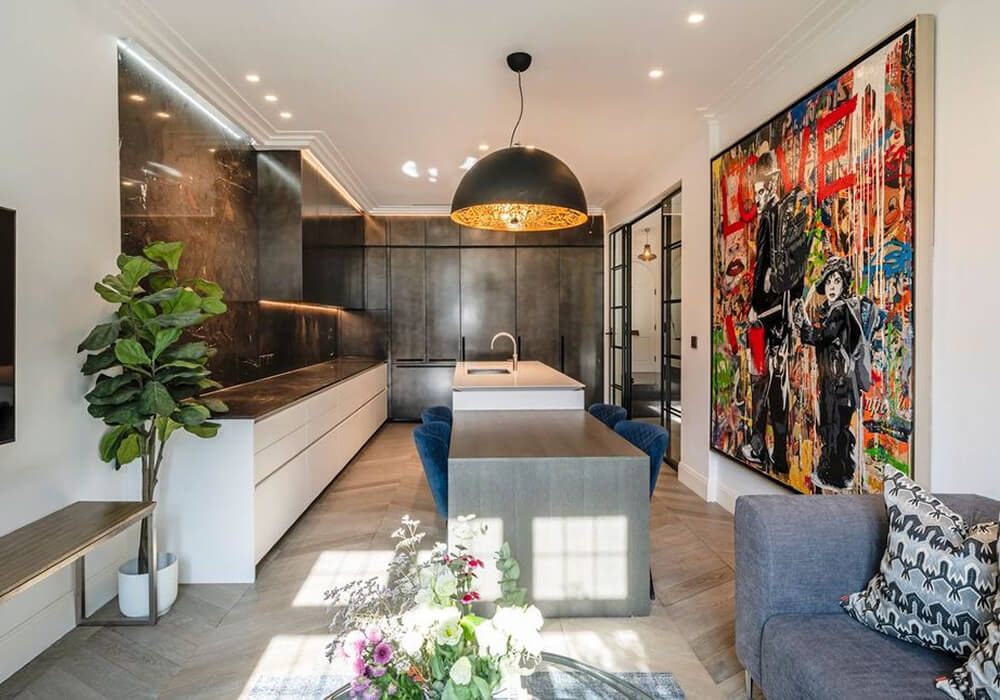 £12.5m Design-Led Chelsea Pad & Art Collection For Sale 1
