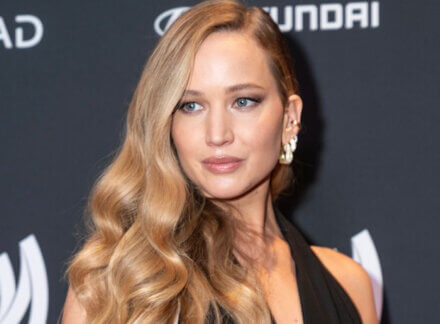 Jennifer Lawrence Quietly Sells Her Beverly Hills Home