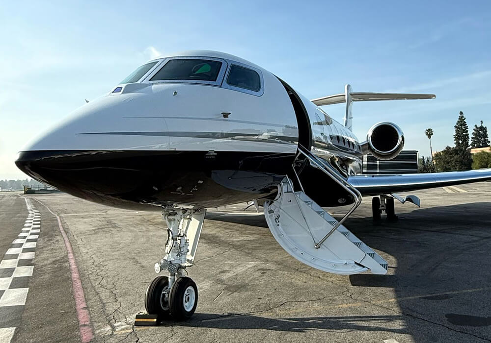 Volanteus Luxury Private Jet