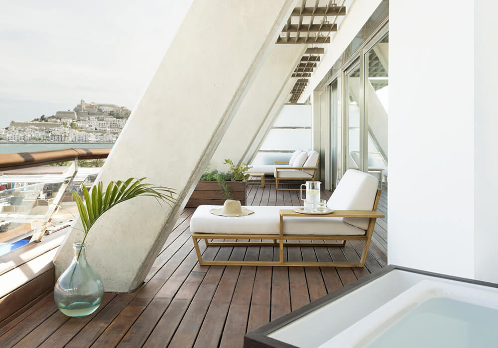 Ibiza's Short-Stay Luxury Travel Boom