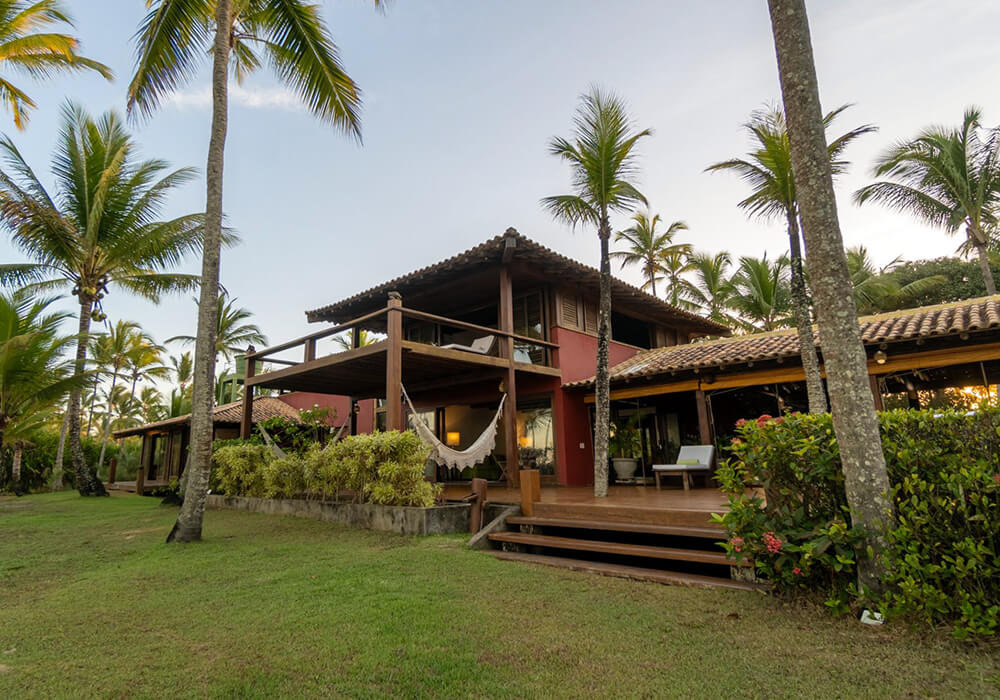 Casa Beija Flor Brazil