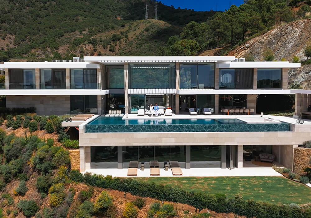 RBN Rewards Luxury Property 1