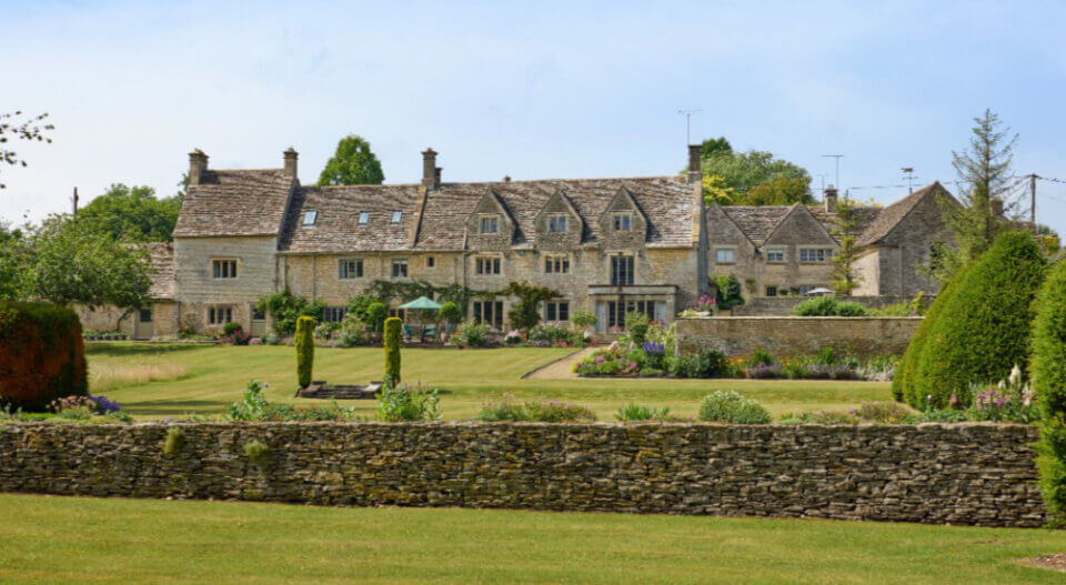 Grade II Listed Quenington House For Sale