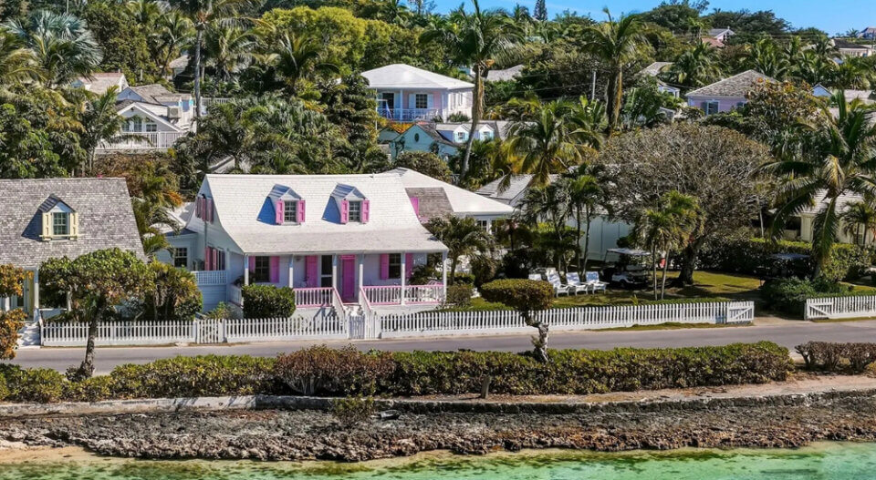 Doll House Harbour Island Homes Bahamas